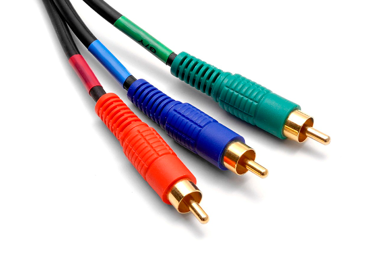 How do an RCA and an RGB cable differ?